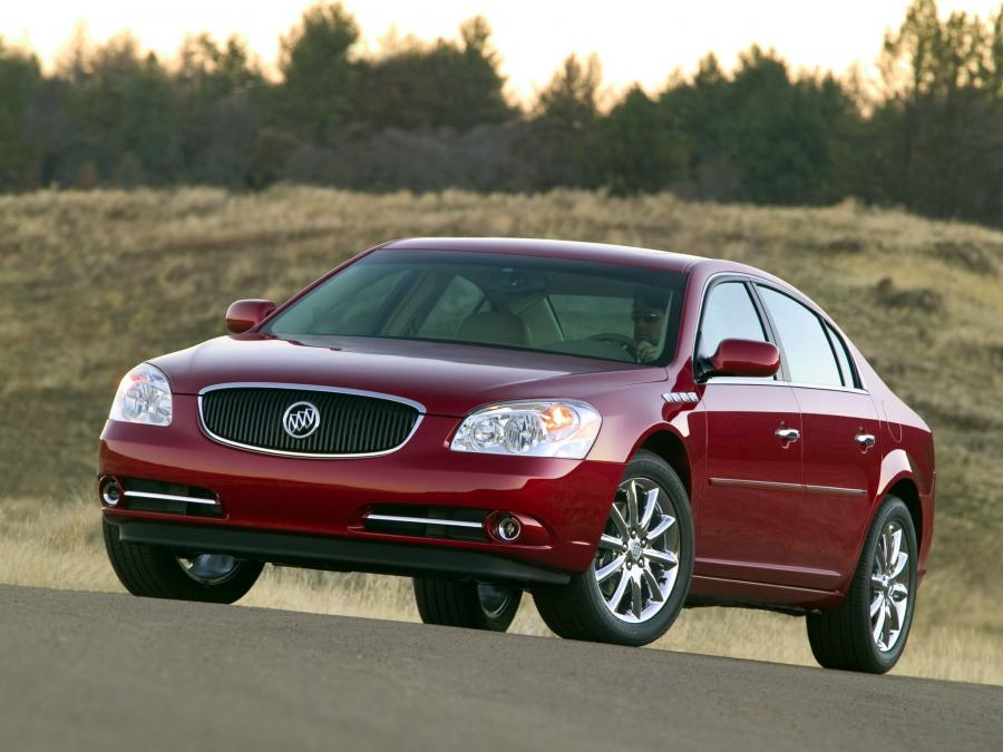  Buick Lucerne CXS 2005 года  (фото 13 из 16)